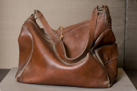 Marilyn%20Levine%2C%20%3Cb%3E%3Ci%3E%20Handbag%3C%2Fi%3E%3C%2Fb%3E%2C%201988%2C%20ceramic%2C%20Gift%20of%20Douglas%20and%20Lila%20Goodman%2C%20%26%23169%3B%20unknown%2C%20research%20required%2C%202001.90.17